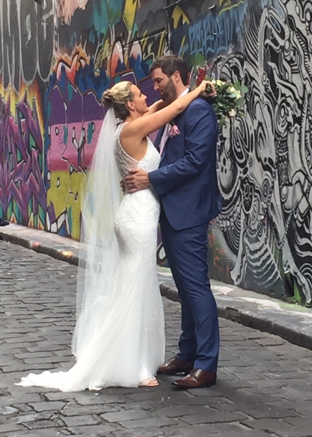 wedding and street art